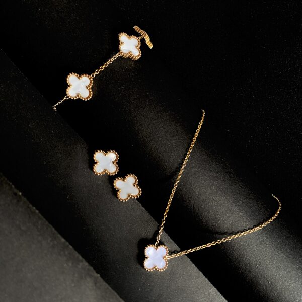 Golden Bracelet - Image 2